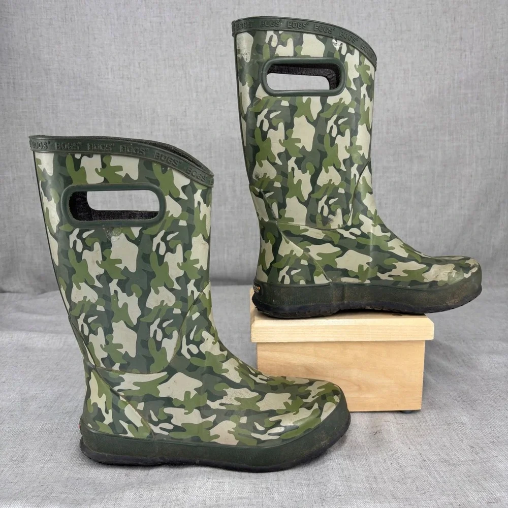 Bogs Kids Rain Boots Army Camo Green Rubber Waterproof Pull On Youth Size 4